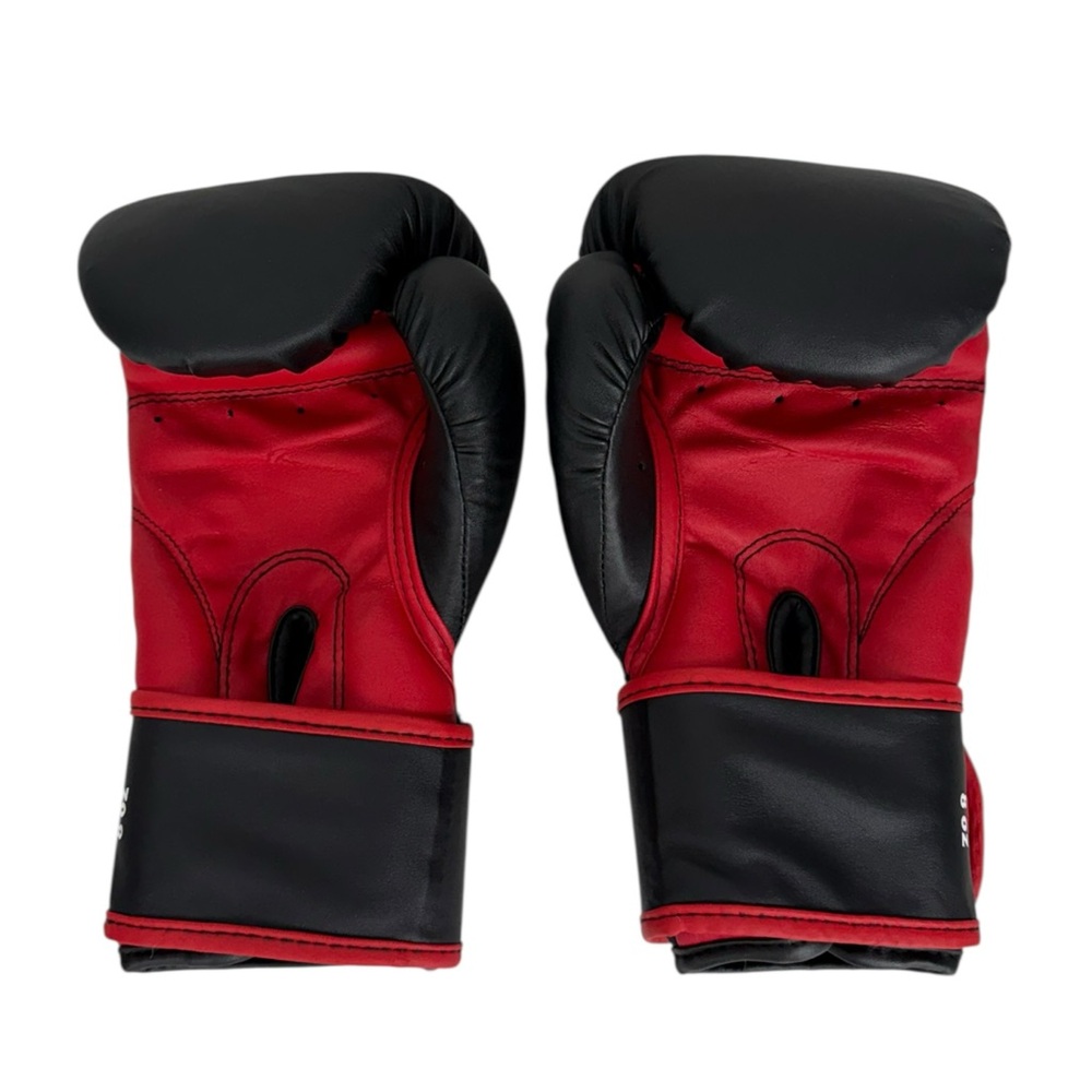Venum Kids Contender Training Boxing Gloves 8 Oz Black Red - Picture 2 of 7